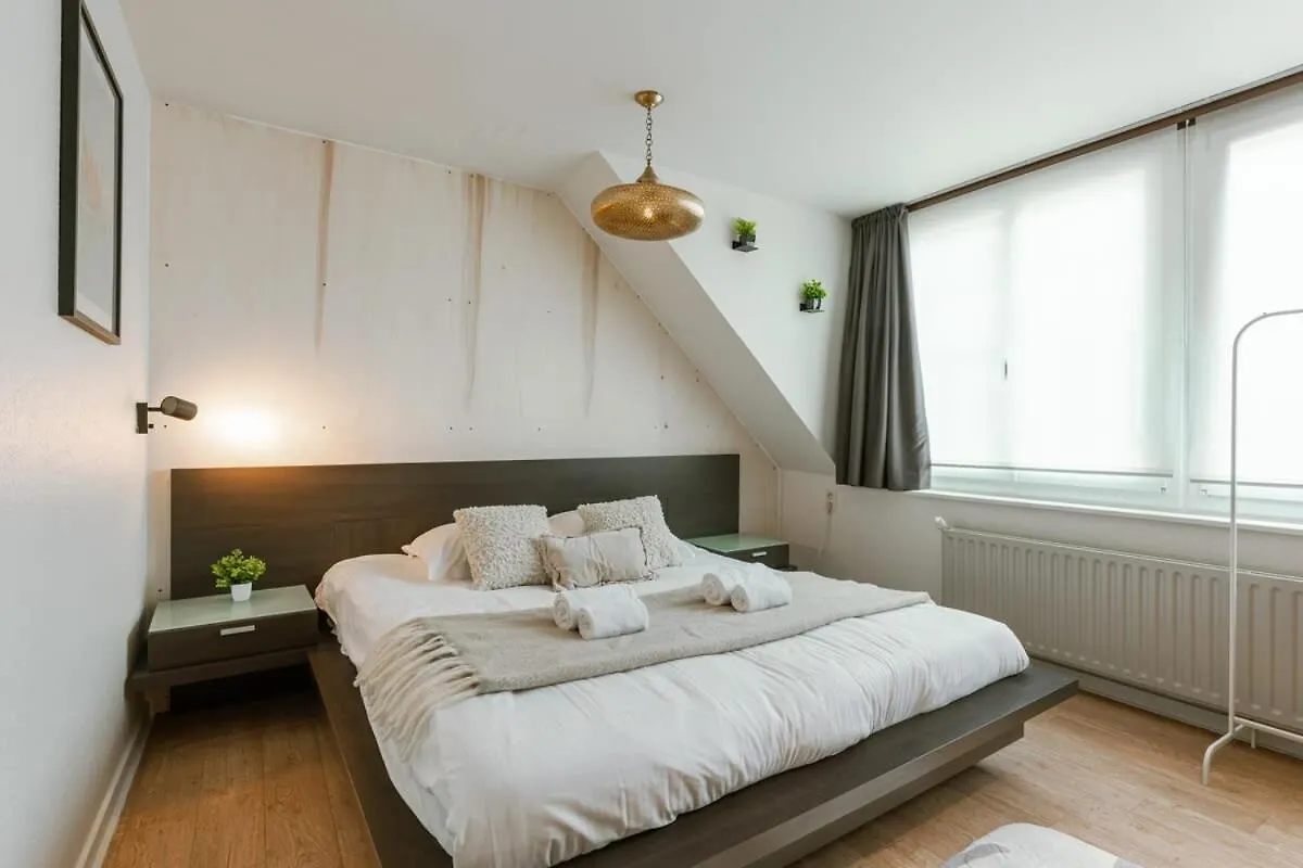 Holiday home Huswell - Spacious Vacation Home For 12 Guests In Westende Middelkerke