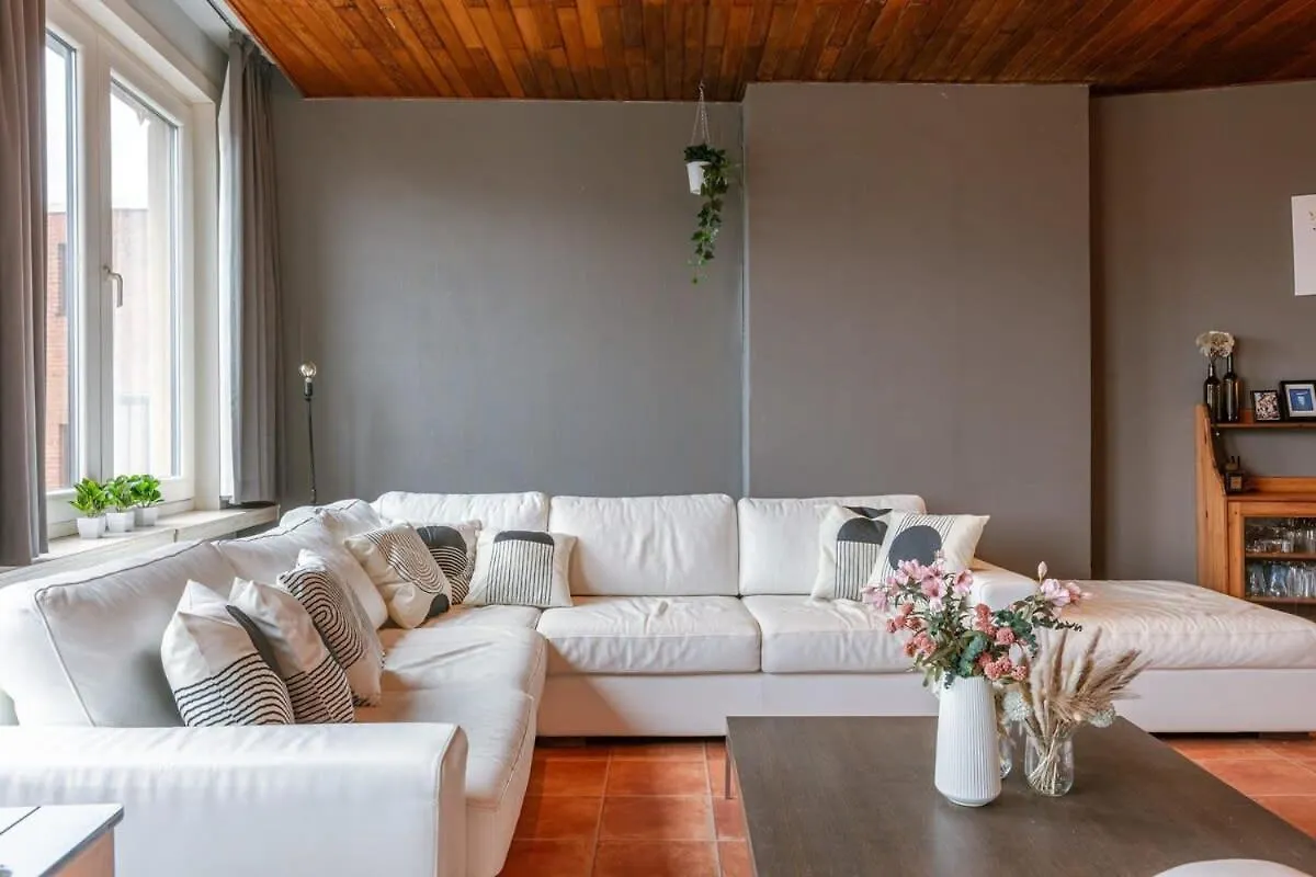 Huswell - Spacious Vacation Home For 12 Guests In Westende Middelkerke Belgium