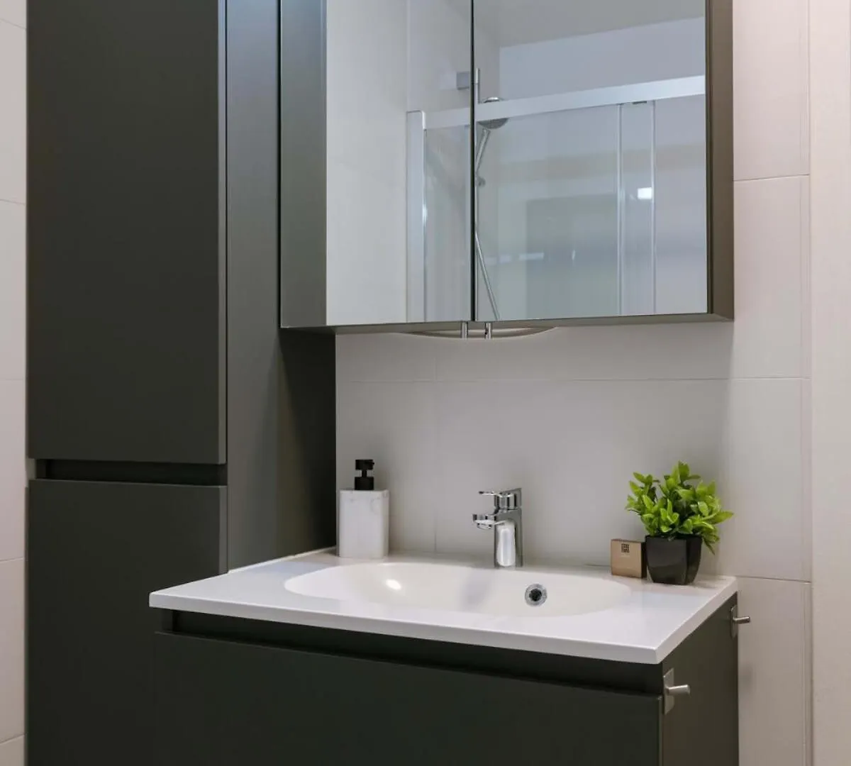 Huswell - Spacious Vacation Home For 12 Guests In Westende Middelkerke Holiday home