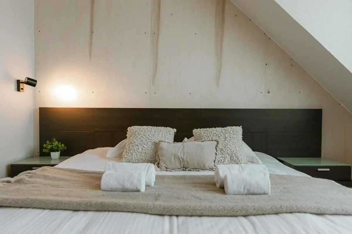 Huswell - Spacious Vacation Home For 12 Guests In Westende Middelkerke Holiday home
